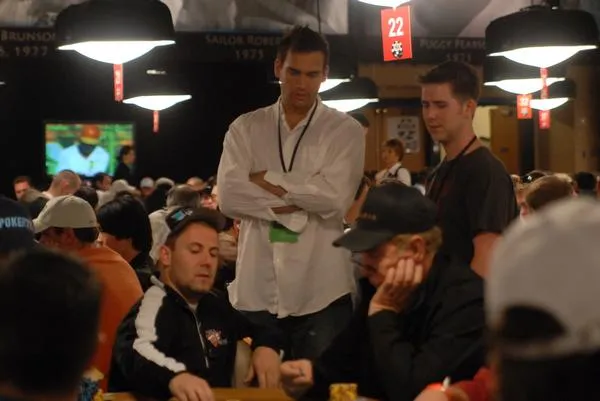 软件工程师第一次打锦标赛就夺冠！Skye Chen赢得WSOP女子赛金手链，1475人参赛破历史纪录