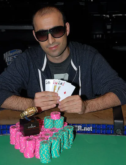 She Wong 夺 2026 WSOP 第100号赛事 $1000 超级极速 夏季最后一条金手链